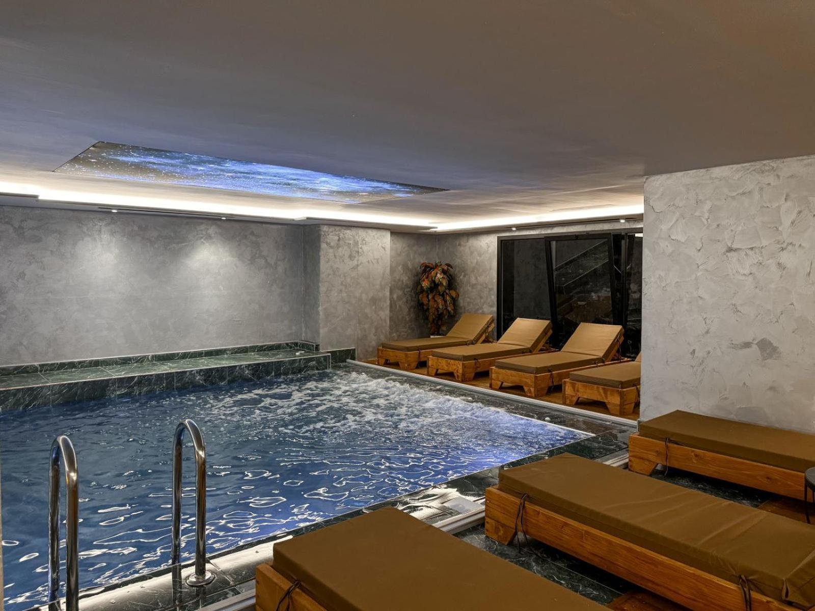 Toer Hotel & Spa Saranda Kültér fotó