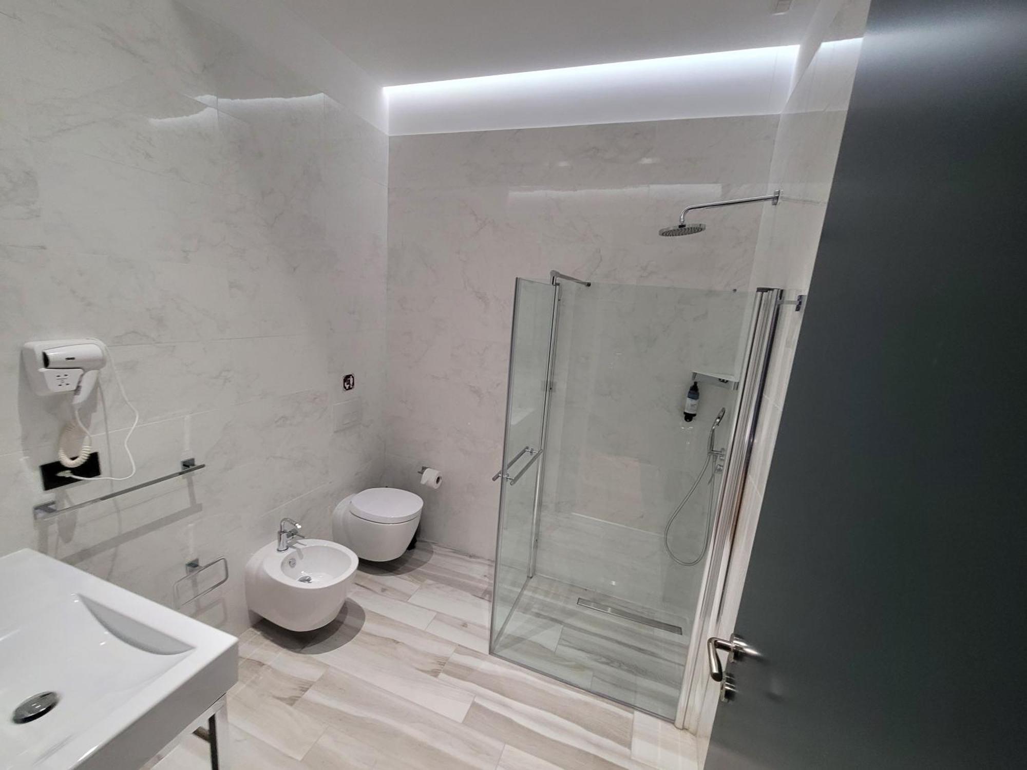 Toer Hotel & Spa Saranda Kültér fotó