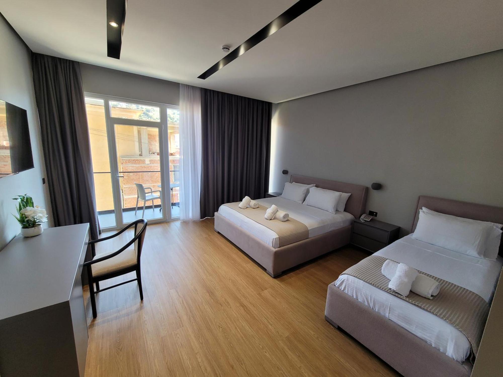 Toer Hotel & Spa Saranda Kültér fotó