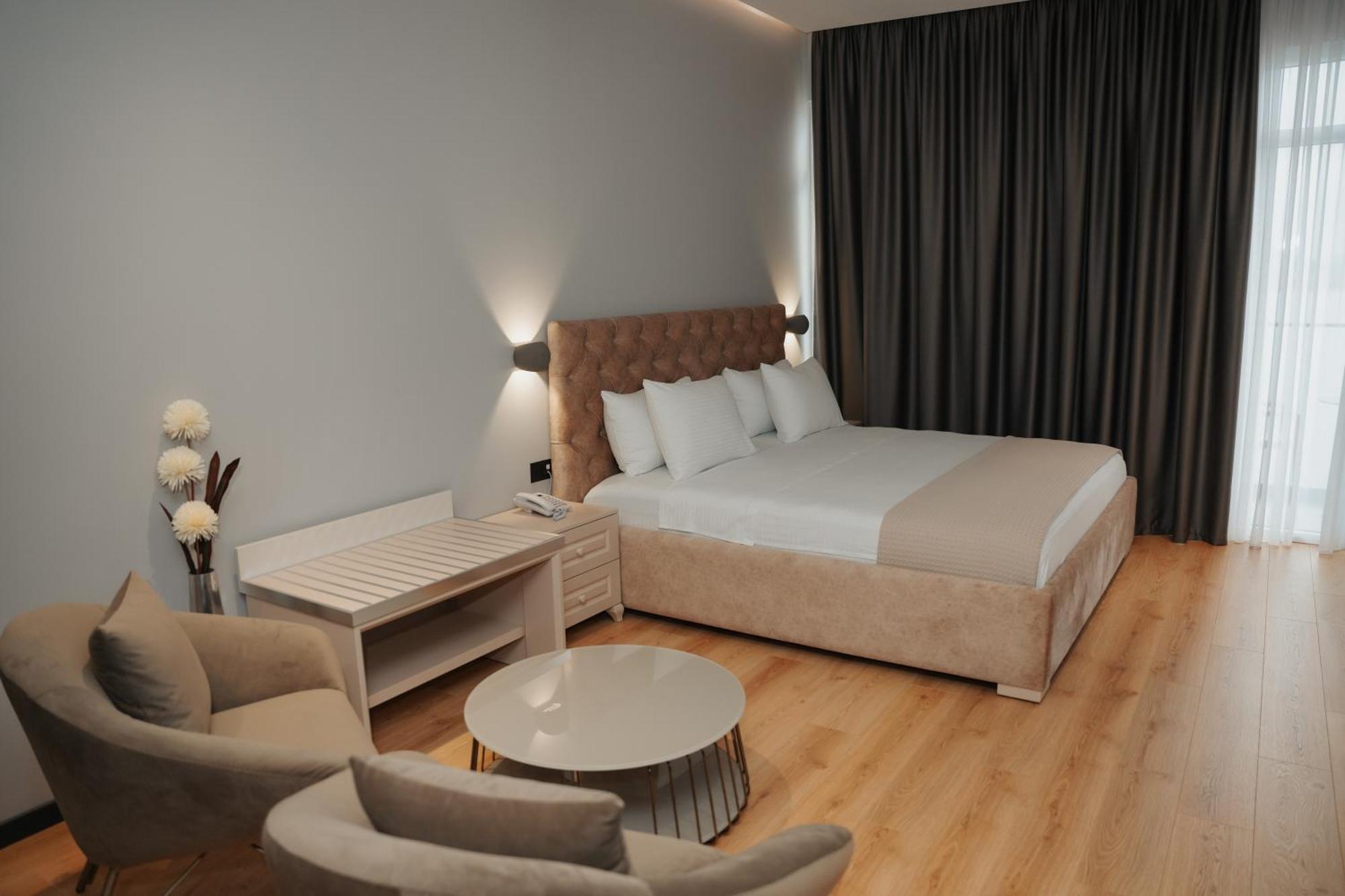 Toer Hotel & Spa Saranda Kültér fotó