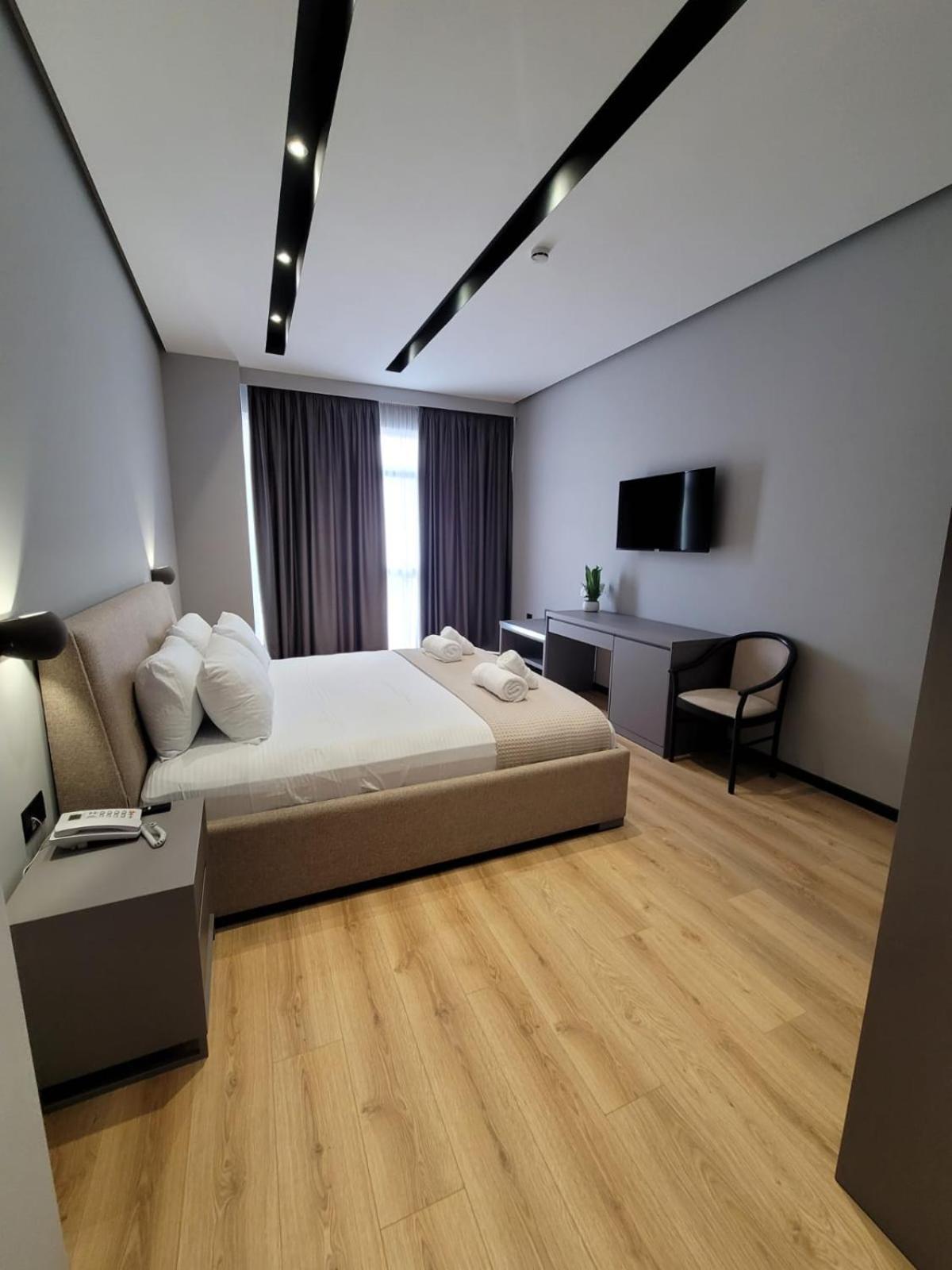 Toer Hotel & Spa Saranda Kültér fotó