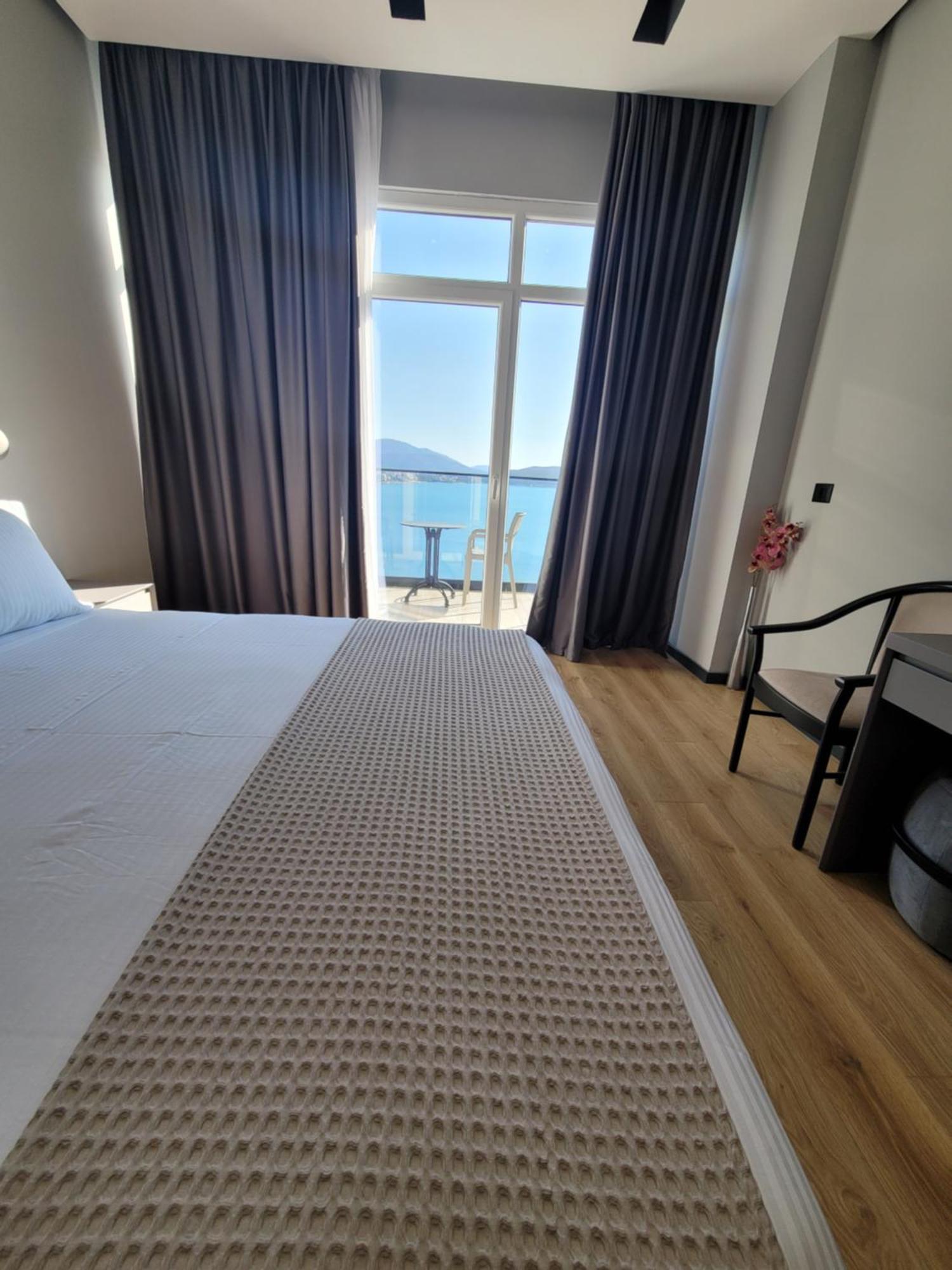 Toer Hotel & Spa Saranda Kültér fotó