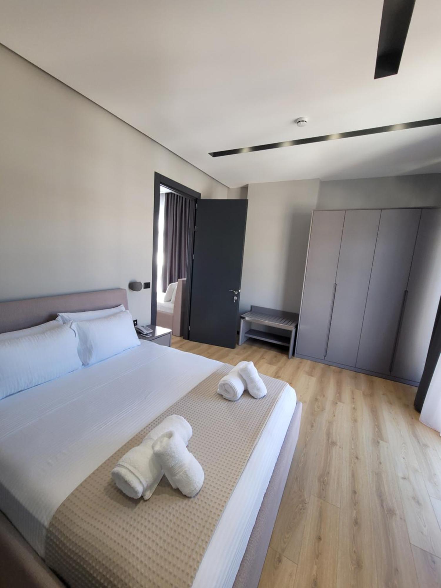 Toer Hotel & Spa Saranda Kültér fotó