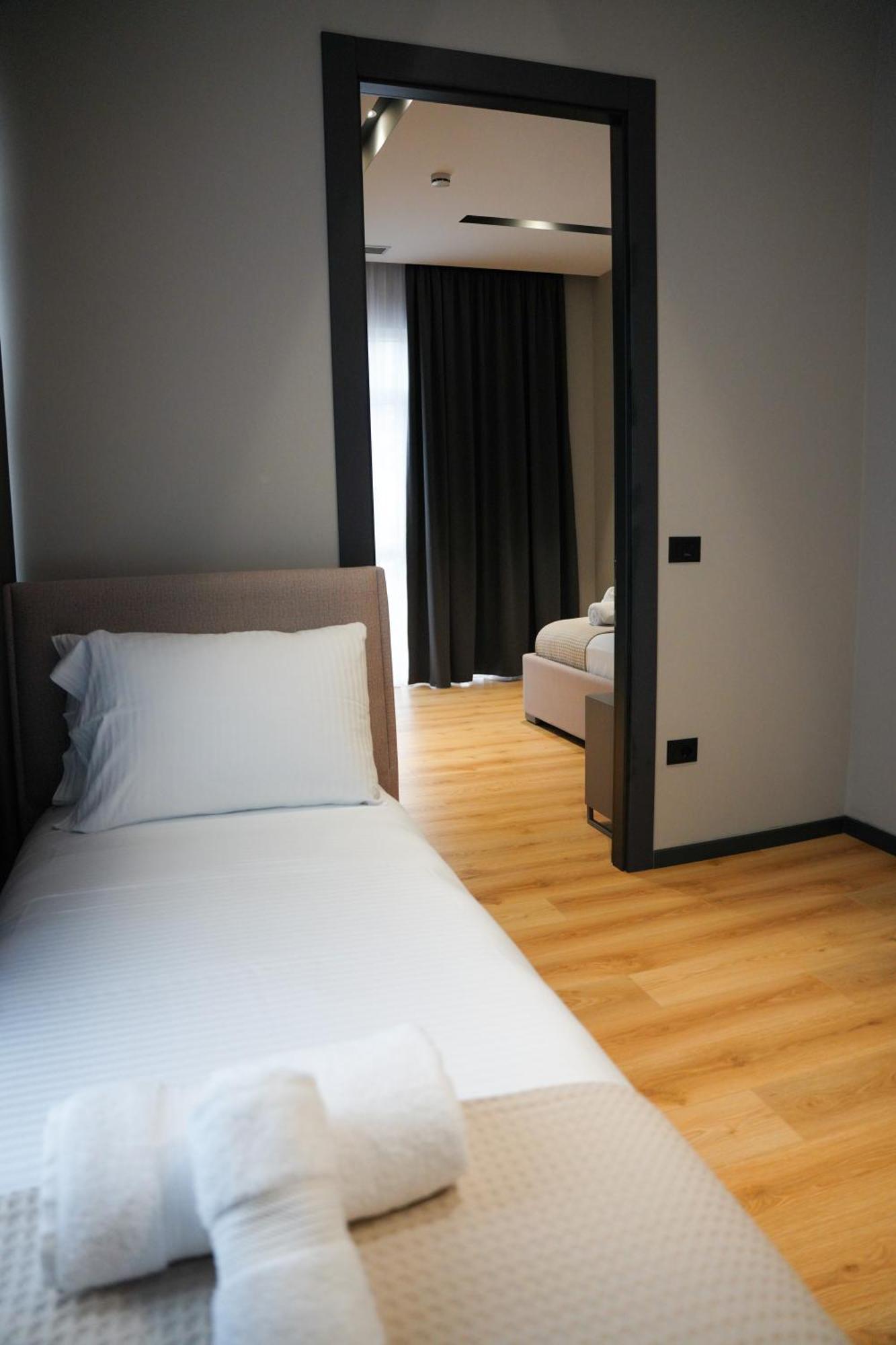 Toer Hotel & Spa Saranda Kültér fotó